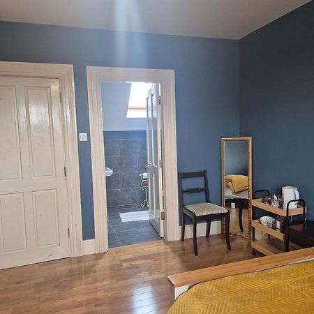 Ballinasloe Guest House In The Heart Of The Country Esterno foto