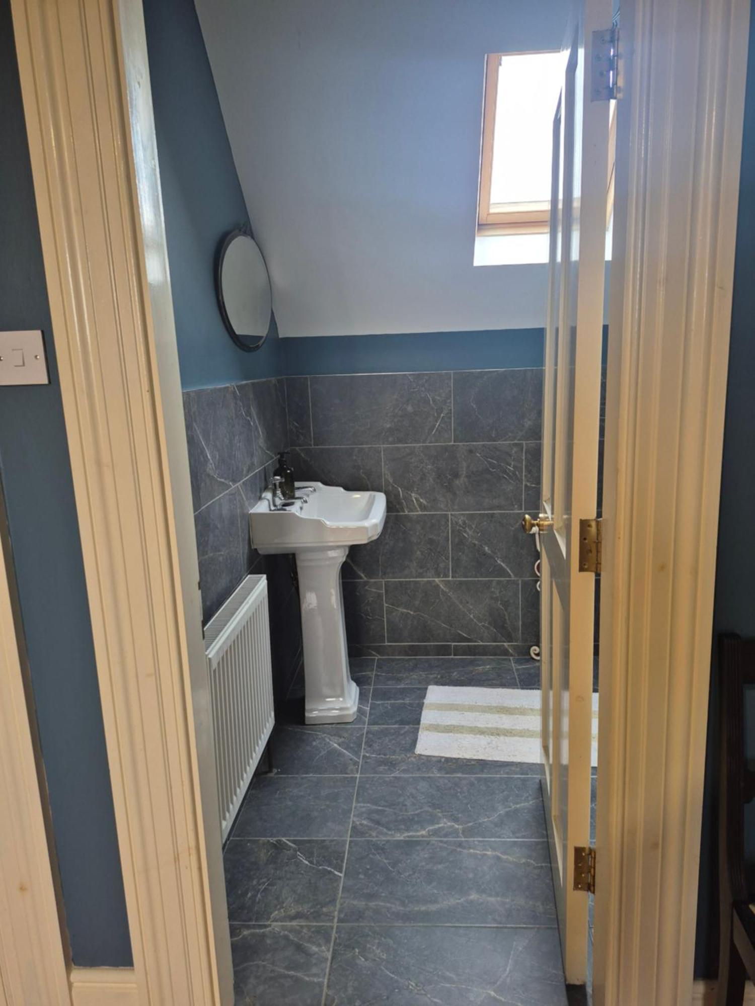 Ballinasloe Guest House In The Heart Of The Country Esterno foto